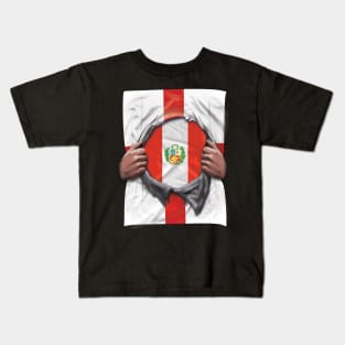 Peru Flag English Flag Ripped - Gift for Peruvian From Peru Kids T-Shirt